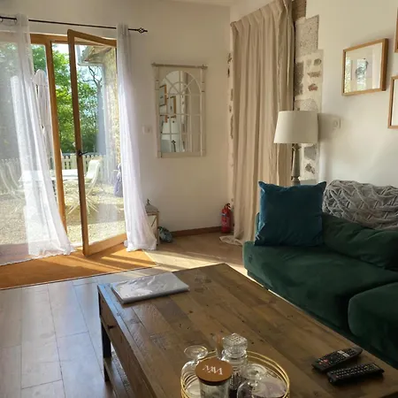 La Petite Grange Oradour-Fanais